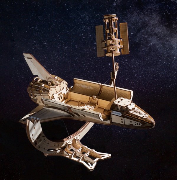 NASA Space Shuttle Discovery